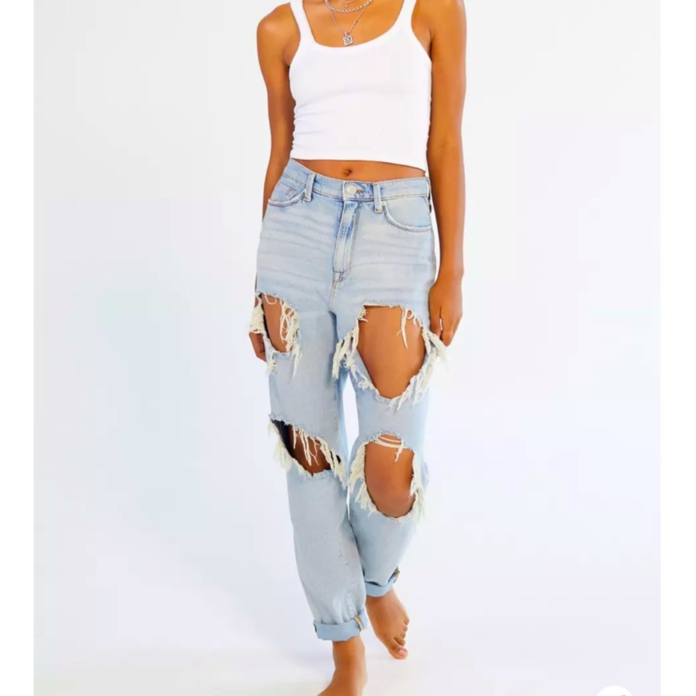 🔥MASSIVE CLEARANCE!💸 5 ITEMS/$40💗 Urban Outfitters BDG Mom Jean